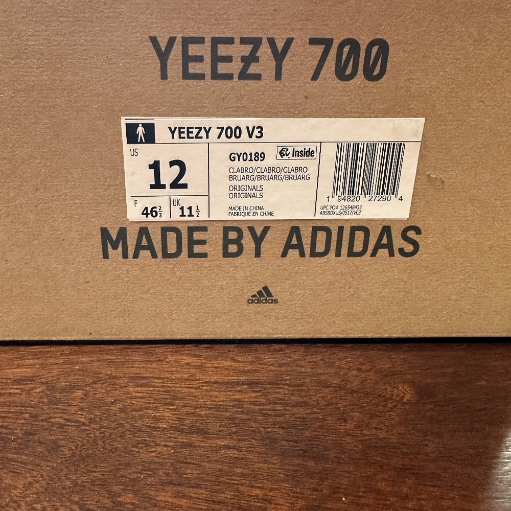 Yeezy 700 v3 Clay Brown